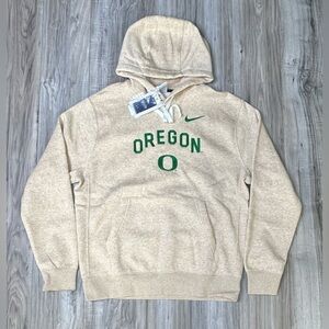 Nike Hoodie Oregon Ducks Club Fleece Sweatshirt Tan FJ9172-252 Men’s Medium NWT